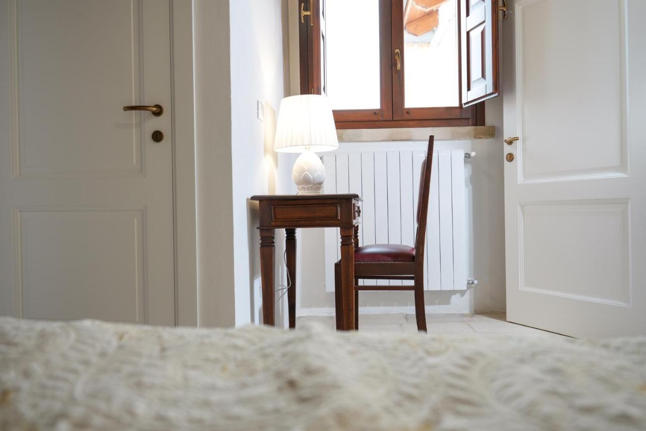 Palazzo Salvatori Hotel Soleto Eksteriør billede