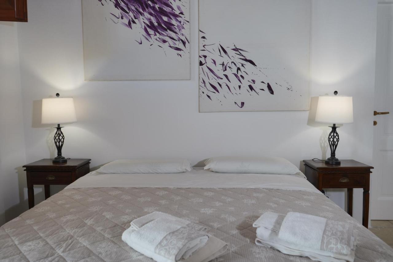 Palazzo Salvatori Hotel Soleto Eksteriør billede
