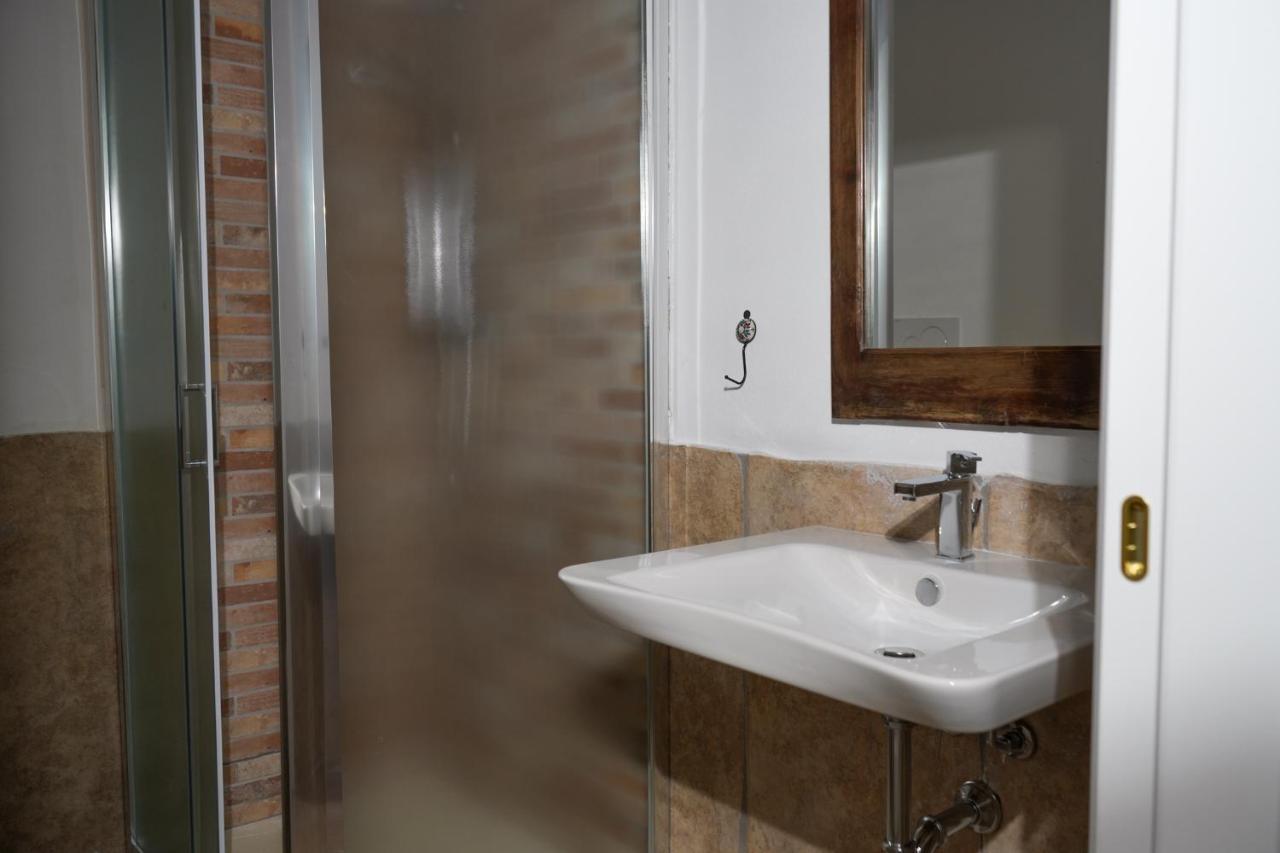 Palazzo Salvatori Hotel Soleto Eksteriør billede